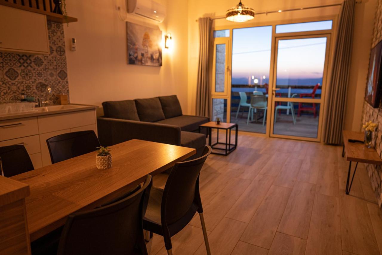 Sunset B&B Ein Kinya Exterior foto