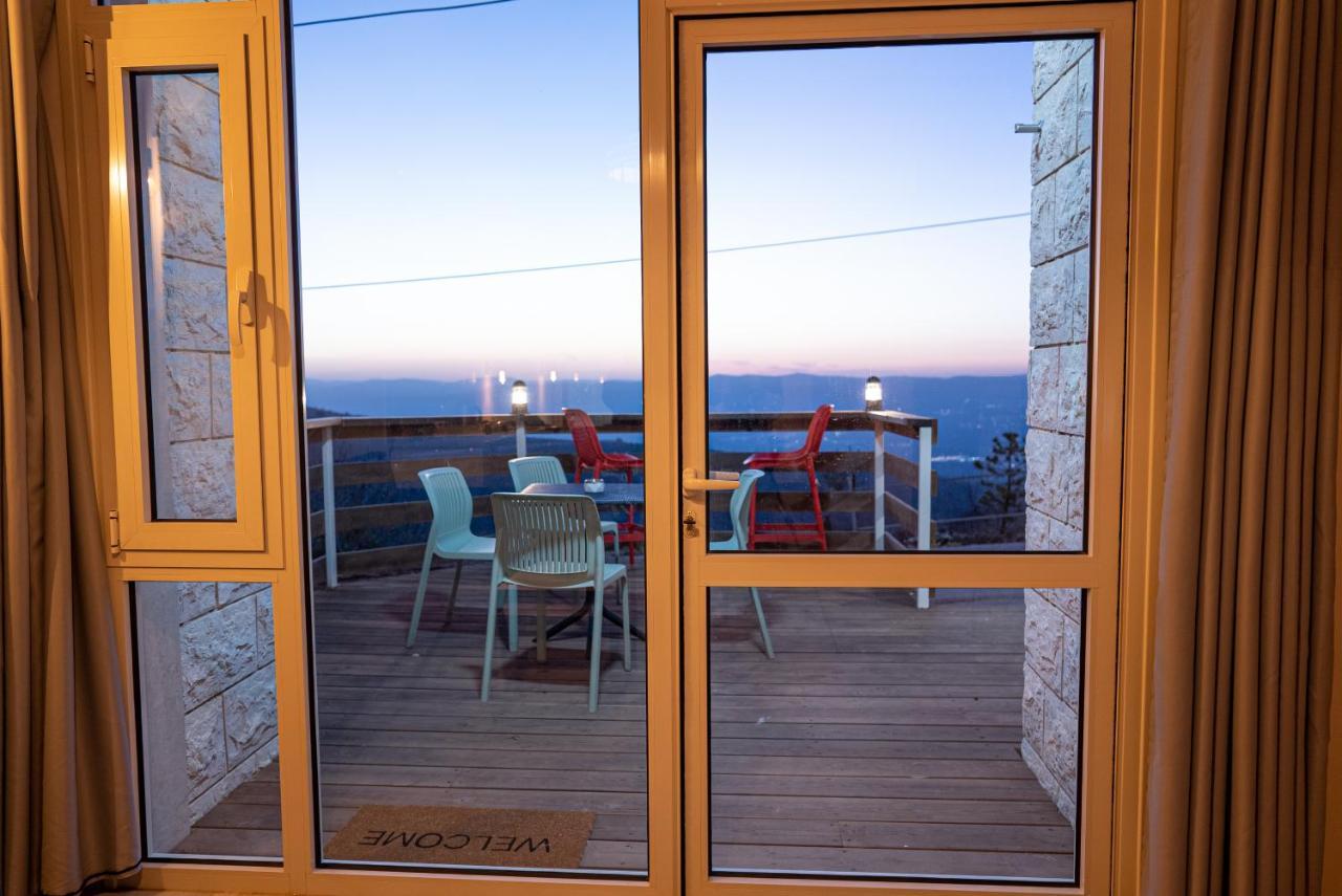 Sunset B&B Ein Kinya Exterior foto