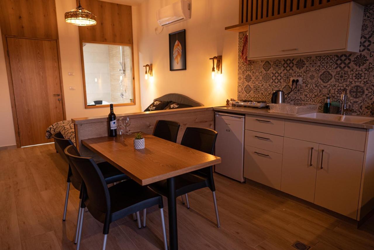 Sunset B&B Ein Kinya Exterior foto