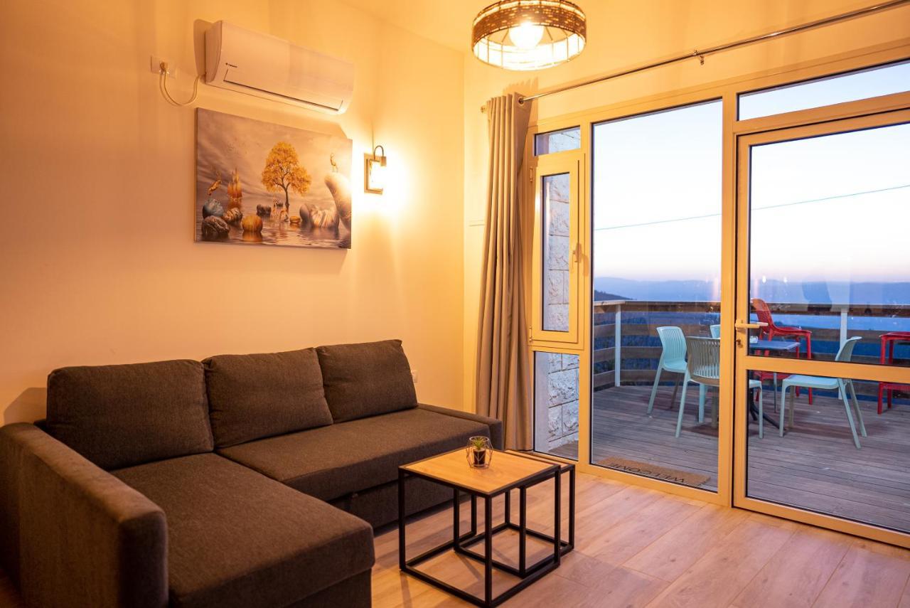 Sunset B&B Ein Kinya Exterior foto
