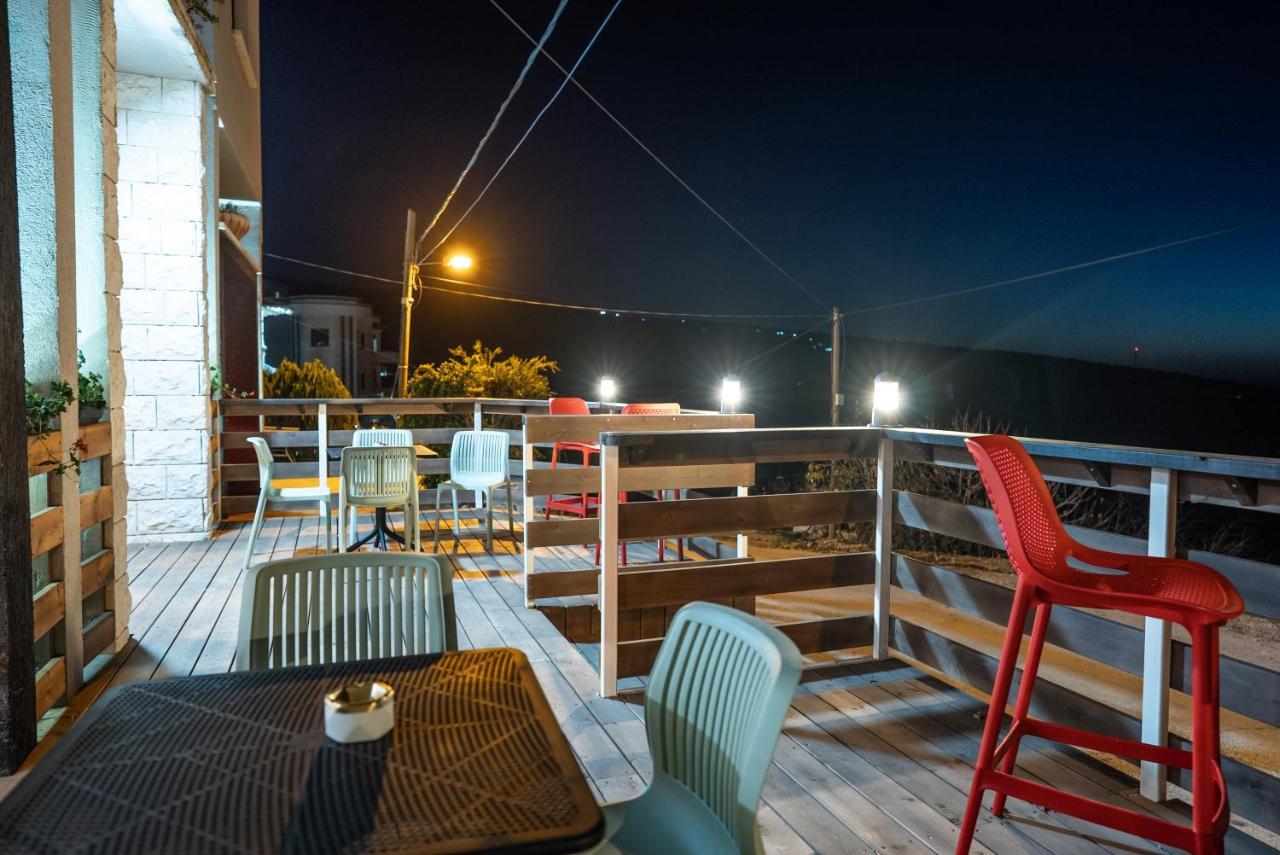 Sunset B&B Ein Kinya Exterior foto