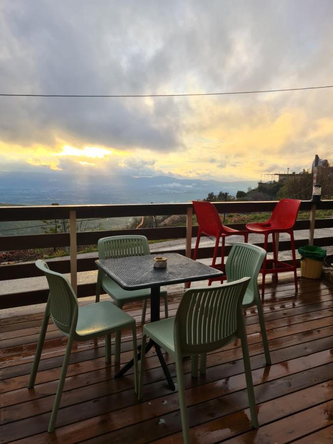 Sunset B&B Ein Kinya Exterior foto